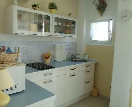 Le Provence Studio Equipe 2 Personnes, 3eme Etage, Ascenseur Balcon, Wifi, Parking *